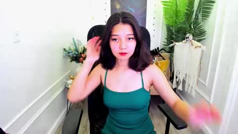 ellievensda online show from October 20, 11:15 am