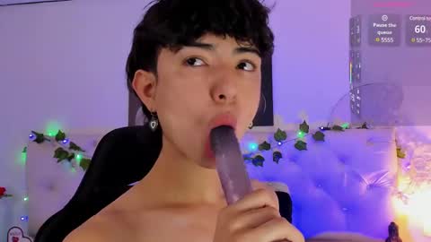 Elliot online show from February 22, 1:35 pm