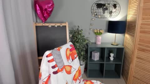 elliup online show from October 18, 8:51 am