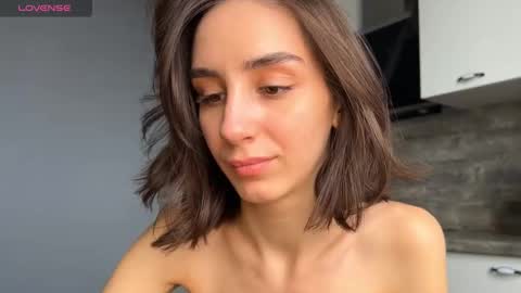 Im online Fri Sun Mon Tue Thu Fri Sat3 from 1000 online show from March 6, 8:30 am