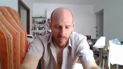 Snapshot of elmatirestrepo chatting on December 21, 4:14 pm Mati Restrepo online show from December 21, 4:14 pm