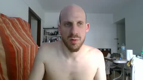 Snapshot of elmatirestrepo chatting on December 20, 7:50 pm Mati Restrepo online show from December 20, 7:50 pm