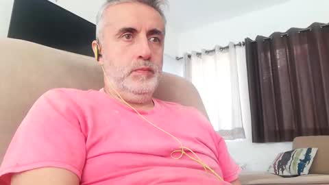fer online show from December 5, 4:28 pm