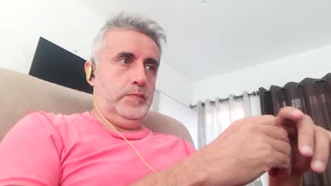 fer online show from December 6, 6:55 pm
