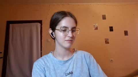 Kate online show from June 10, 2:49 pm