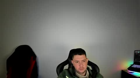 Elmer online show from February 4, 10:34 pm