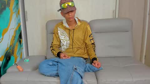 BLUE-MESSI-ARES online show from October 14, 3:15 pm