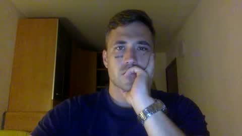 Snapshot of elnamelezz chatting on September 14, 8:10 pm Namelezz elnamelez online show from September 14, 8:10 pm
