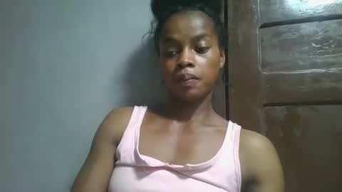 elodie228680 online show from April 30, 5:51 pm