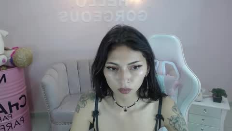 Elody  online show from March 11, 3:25 am