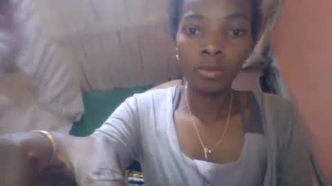 elodynarcisse online show from November 22, 10:35 am