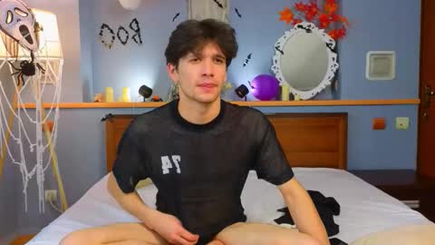 Elvano online show from November 3, 8:37 am