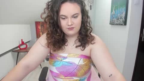 elvirajones online show from February 24, 11:57 am