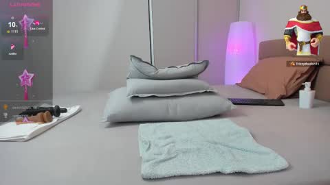 Elysia Storm online show from February 22, 6:50 am