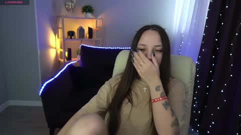 Call me Elis online show from January 9, 6:17 am