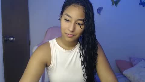 jen online show from September 11, 8:43 pm