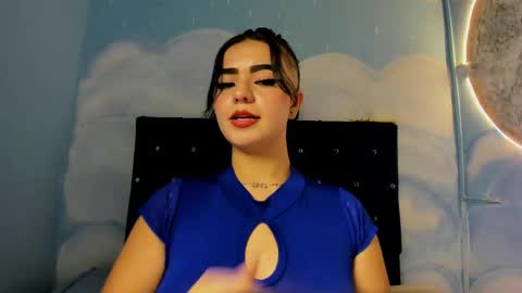 Tell me Mia  online show from May 7, 8:37 pm