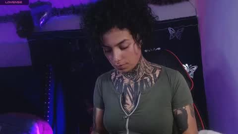 ema_ploxx online show from April 16, 1:17 am