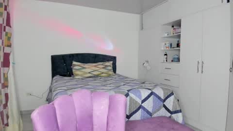 Ema online show from April 9, 2:37 am