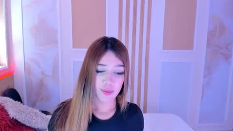  EmaAdams  online show from June 10, 5:50 am