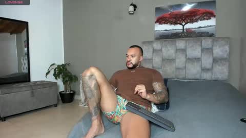 emanuelspencer online show from December 5, 4:48 am