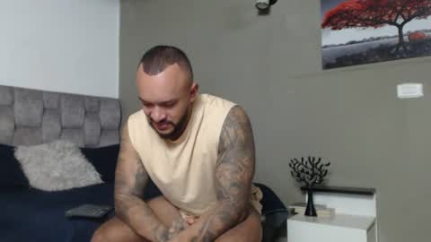 emanuelspencer online show from June 27, 3:56 am