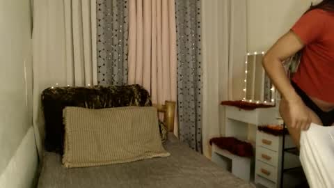 Trans cummer online show from February 27, 6:20 pm