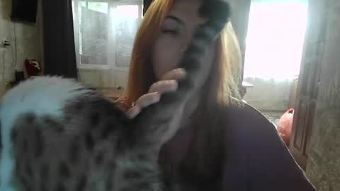 ember__fox online show from June 23, 10:22 am