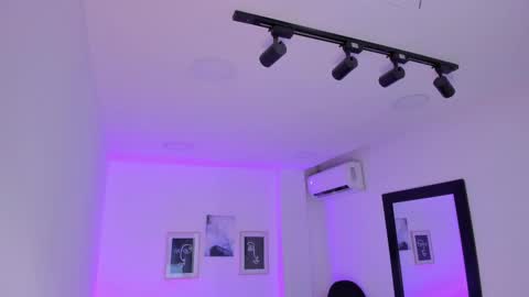 emelie_89 online show from February 25, 5:51 pm