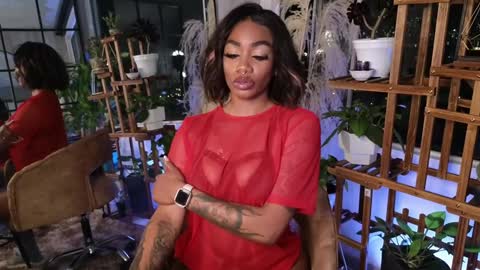 anyelii  online show from December 7, 2:47 am