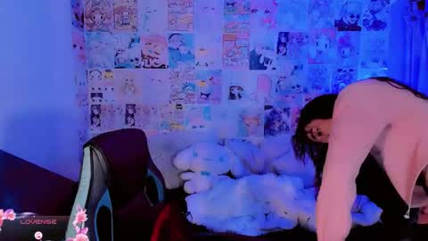 Emely Rous online show from November 6, 2:20 pm