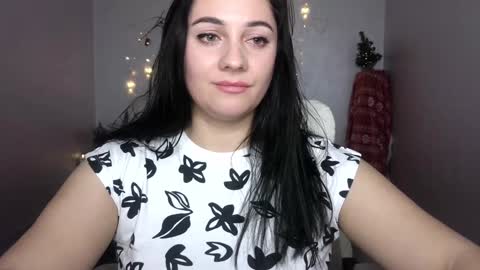 Emely online show from January 5, 11:33 pm