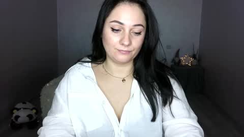 Emely online show from March 5, 5:18 am