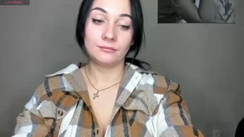 Emely online show from December 5, 2:47 am