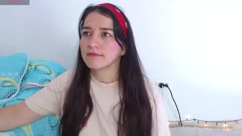 emely ross online show from April 6, 1:01 pm