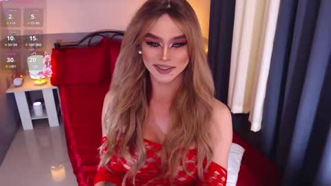 Epitome of Goddess MISS EMERALD online show from October 12, 10:44 pm