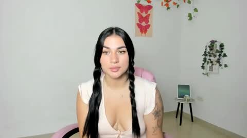 Emily  online show from May 13, 2:16 pm