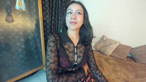 Emilia Gomez online show from February 6, 1:16 am