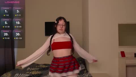 Emi online show from October 10, 6:30 am