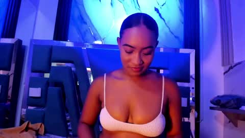 Emy online show from April 15, 2:15 am