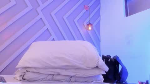 Emily online show from September 25, 10:55 am