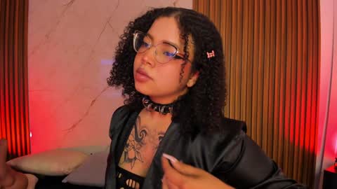   online show from January 11, 11:35 pm