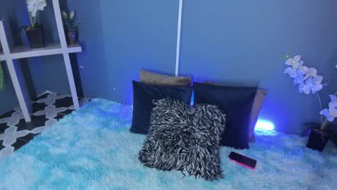 Emily  online show from April 7, 12:34 am