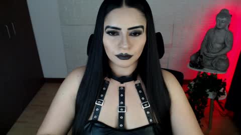 POWERFULL GODDESS EMILI online show from March 31, 10:54 pm