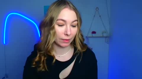 Emilia online show from February 14, 6:38 am