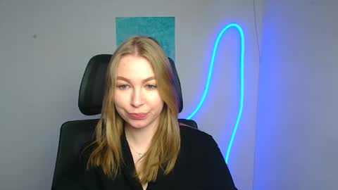 Emilia online show from April 5, 11:29 am