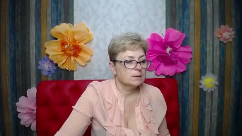EmiliaGree online show from May 10, 6:58 pm