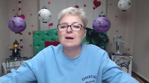 EmiliaGree online show from October 24, 5:41 am