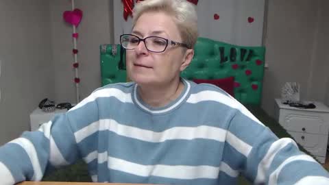 EmiliaGree online show from October 1, 5:56 pm