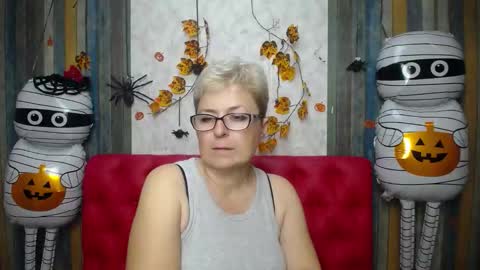 EmiliaGree online show from November 5, 8:11 pm